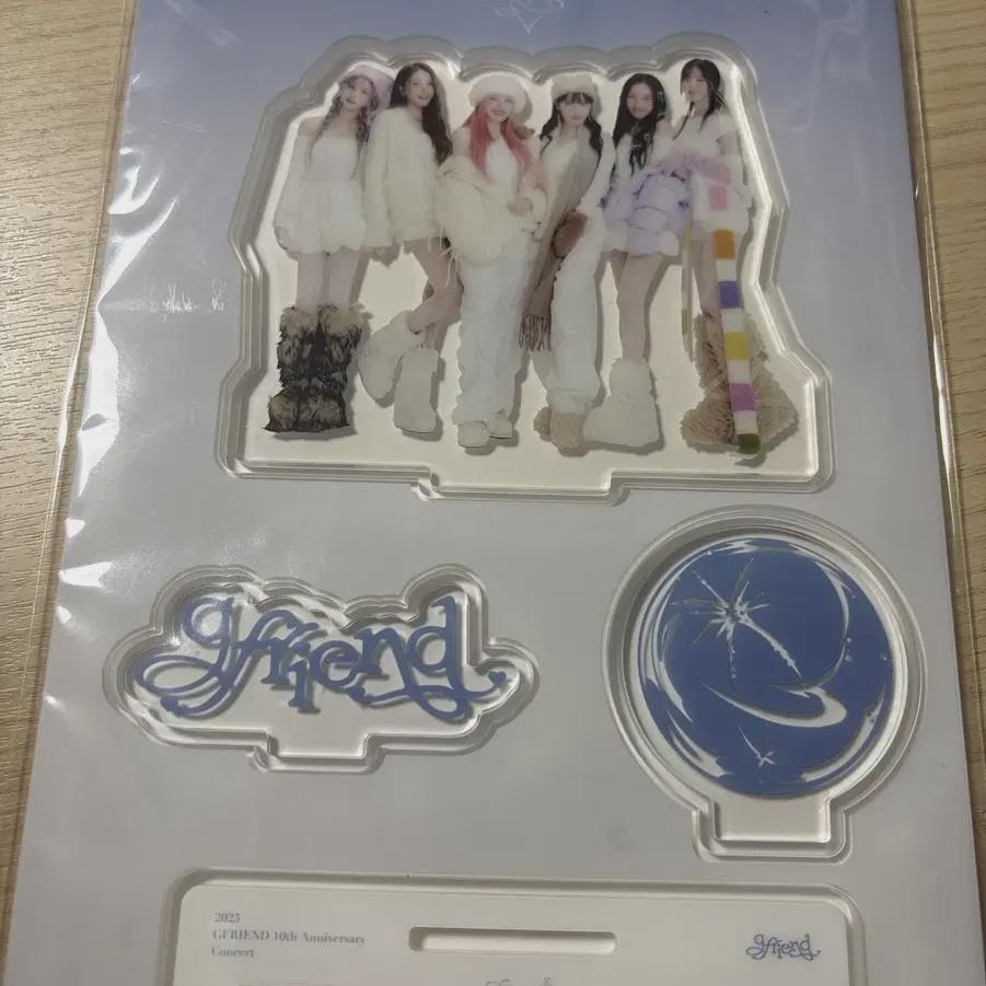 

GFRIEND Акриловая подставка Концерт к 10-летию