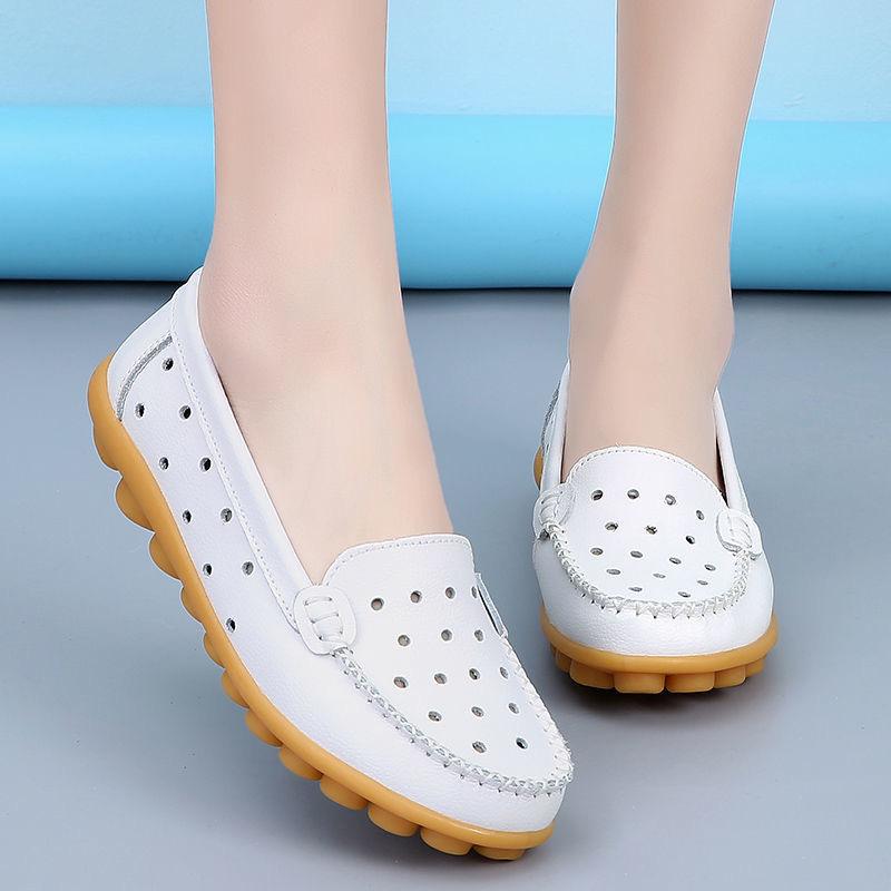 

Новые весенне-летние кожаные туфли-лодочки с полым верхом и неглубоким вырезом большого размера для женщин, повседневные туфли на плоской подошве большого размера для мам, туфли для медсестер 35