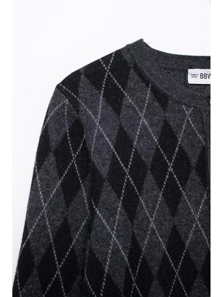 2024 Autumn Women's European & American Style Knit Cardigan with Long Sleeves & Half Skirt