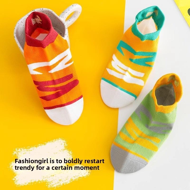 5 Pairs of Women's Spring and Summer Thin Pure Cotton Antiodor Shallow Mouth Short Boat Socks