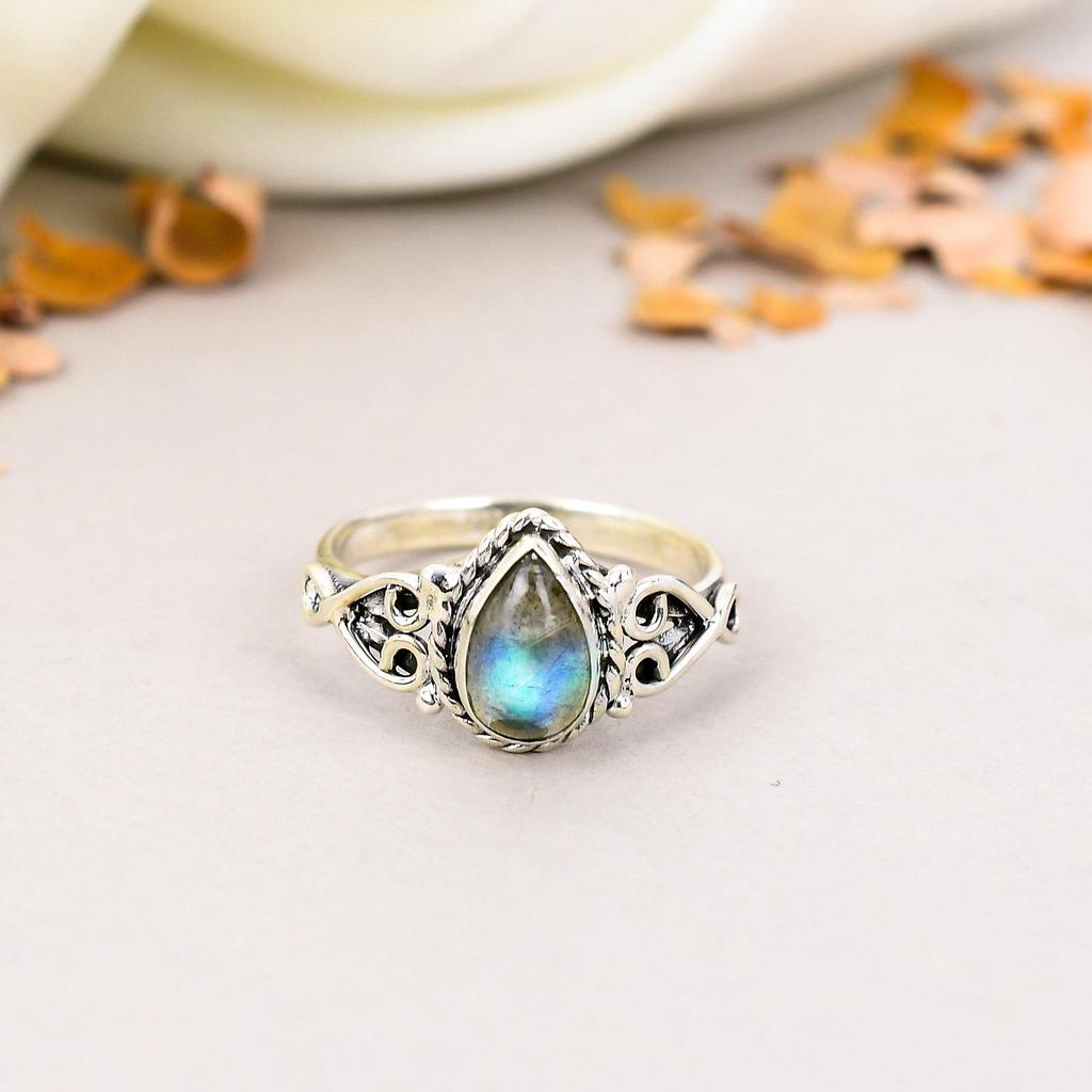 925 Sterling Silver Labradorite Gemstone Pear Shape Ring For Women