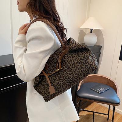 New Bag, Leopard Print Shoulder Bag, Women's Contrasting Underarm Bag, High-end Tote Bag, Women's Bag.
