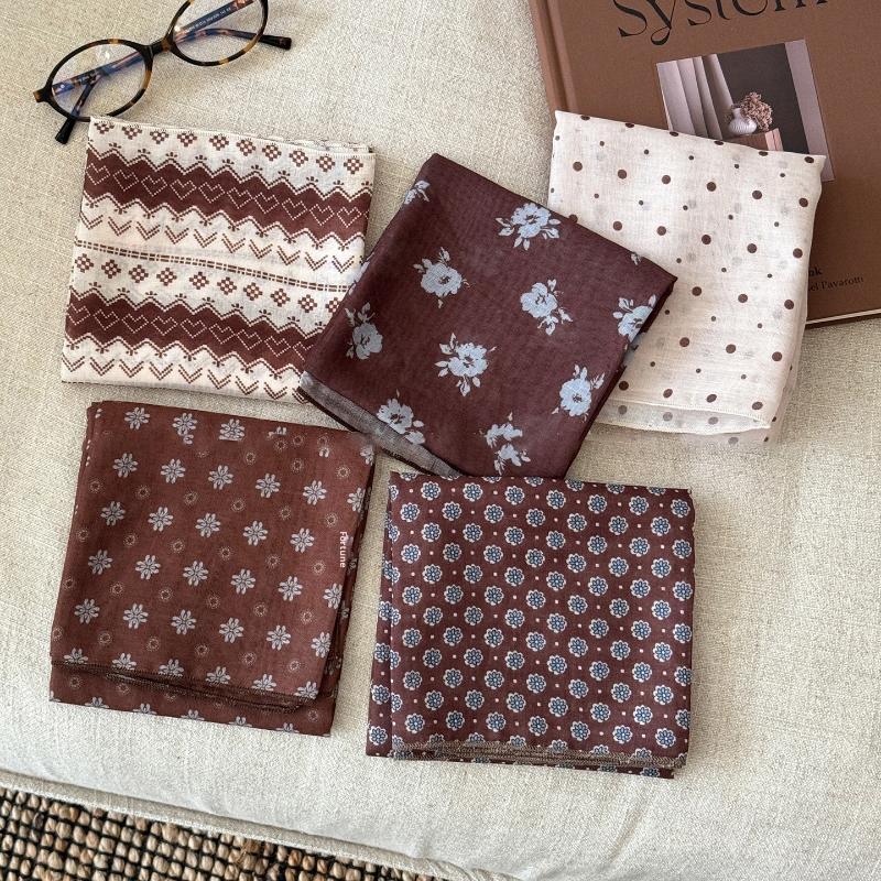 70Cm Polka Dot Flower Small Square Scarf Women Versatile Headwear Luxury Scarf Shawl Bag Accessories Casual Elegant Breathable