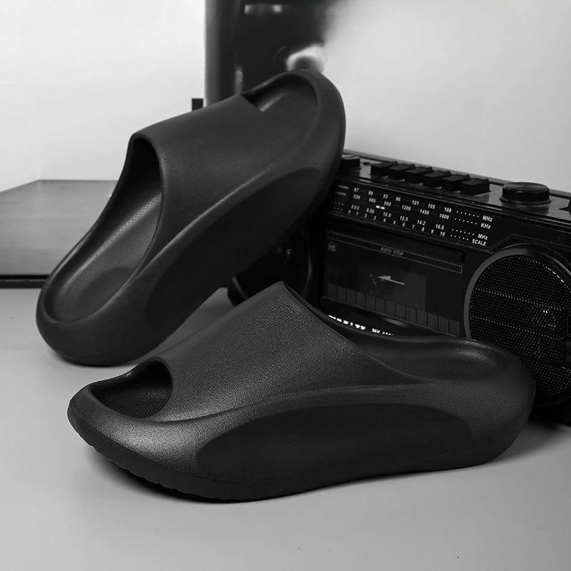 Fashion Men's Shoe Indoor Walk Around Home Sabot Soft Slides Beach House Summer Sale Comfortable Mascullino Rubber Casual Male Slipper