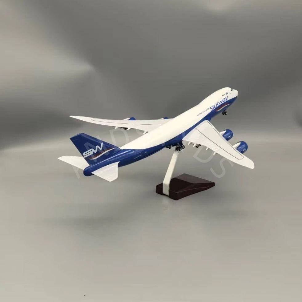 47CM Scale Air Azerbaijan Airways B747-8F Silk Road Diecast Airplanes Resin Material Model With Stand Collectible Plane Gift