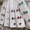 This Stylish Non-fading Four-leaf Clover Necklace for Women Is Suitable for Wearing in The Shower and Features A Double-sided Design
