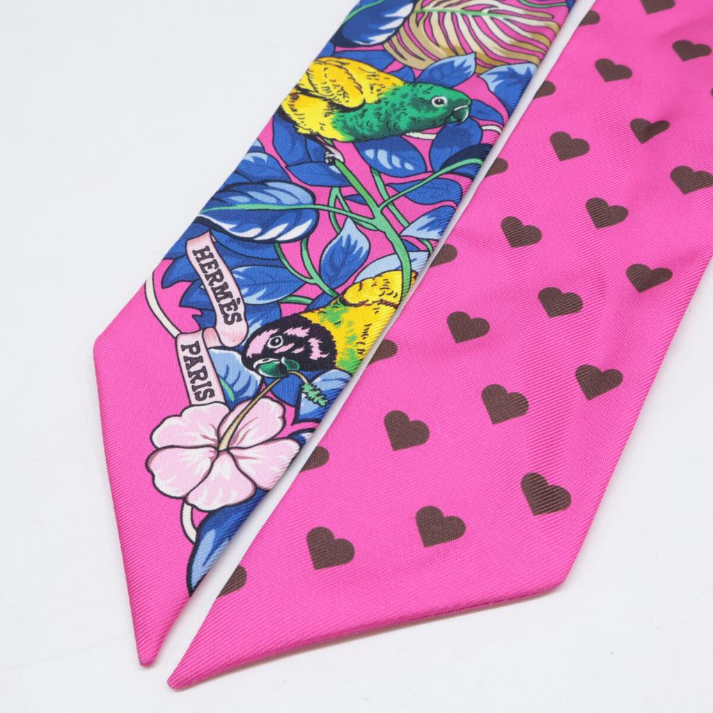 HERMES [Brand New] 063513S 14 JUNGLE LOVE LOVE Jungle Love Love Silk Twilly scarf ROSE VIF/BLEU ROYUsed