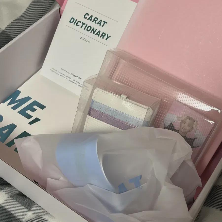 

Seventeen Official Carat 4th Season Kit