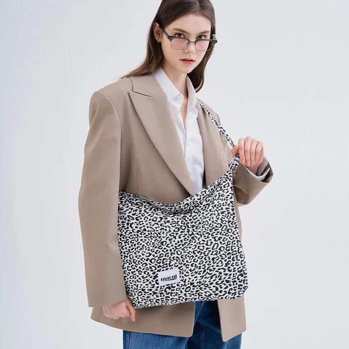 LEOPARD ECO CROSS BAG BLACK