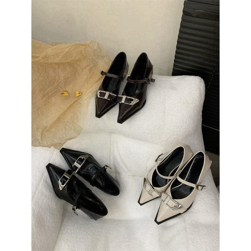 Niche Retro Versatile Mary Jane Shoes Women's Spring and Autumn 2025 New Models with Thick Heels Retro Pointed Single Shoes Women