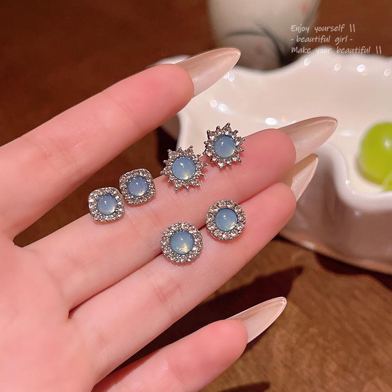 Elegant Blue Crystal Geometric Earrings: Korean-Style, Versatile Luxury