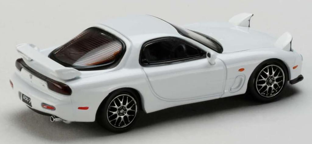 HJ64 Scale Infini TYPE RS Custom Version Pure White Finished Product 1/64 RX-7 (FD3S)