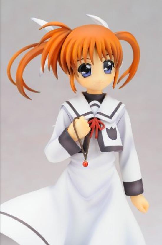 Magical Girl Lyrical Nanoha The MOVIE 1st Takamachi Nanoha Uniform Scale PVC Ver. (1/7 Pre-painted Figure)