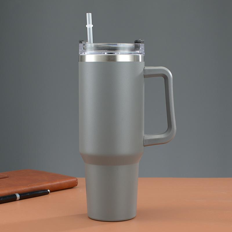 New 40Oz With Handle Stainless Steel Travel Cup Outdoor Car Handle Cup With Straw Car Heat Preservation Cold Insulation