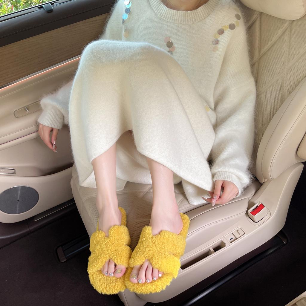 Flat-bottomed fluffy slippers for women's outer wear 2025 new autumn and winter thick-bottomed indoor home soft-bottomed fluffy cotton slippers