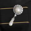 Duchess-Inspired Pearl Brooch: Vintage Luxury Pin for Women