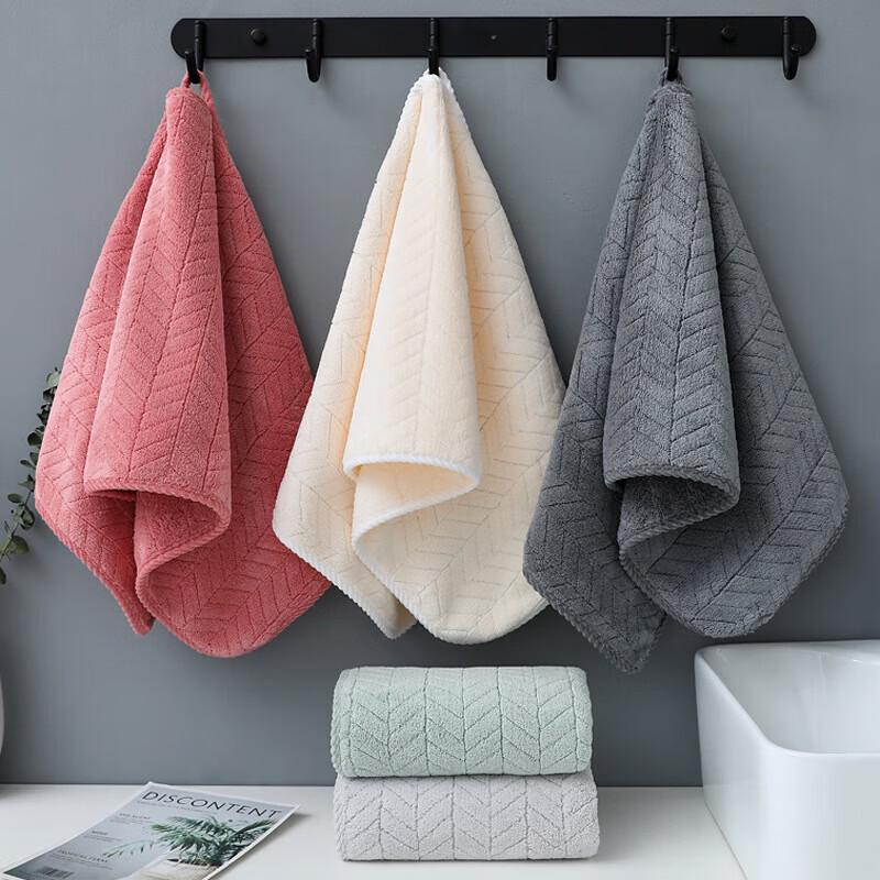 Coral Velvet Quick-Dry Hand Towel