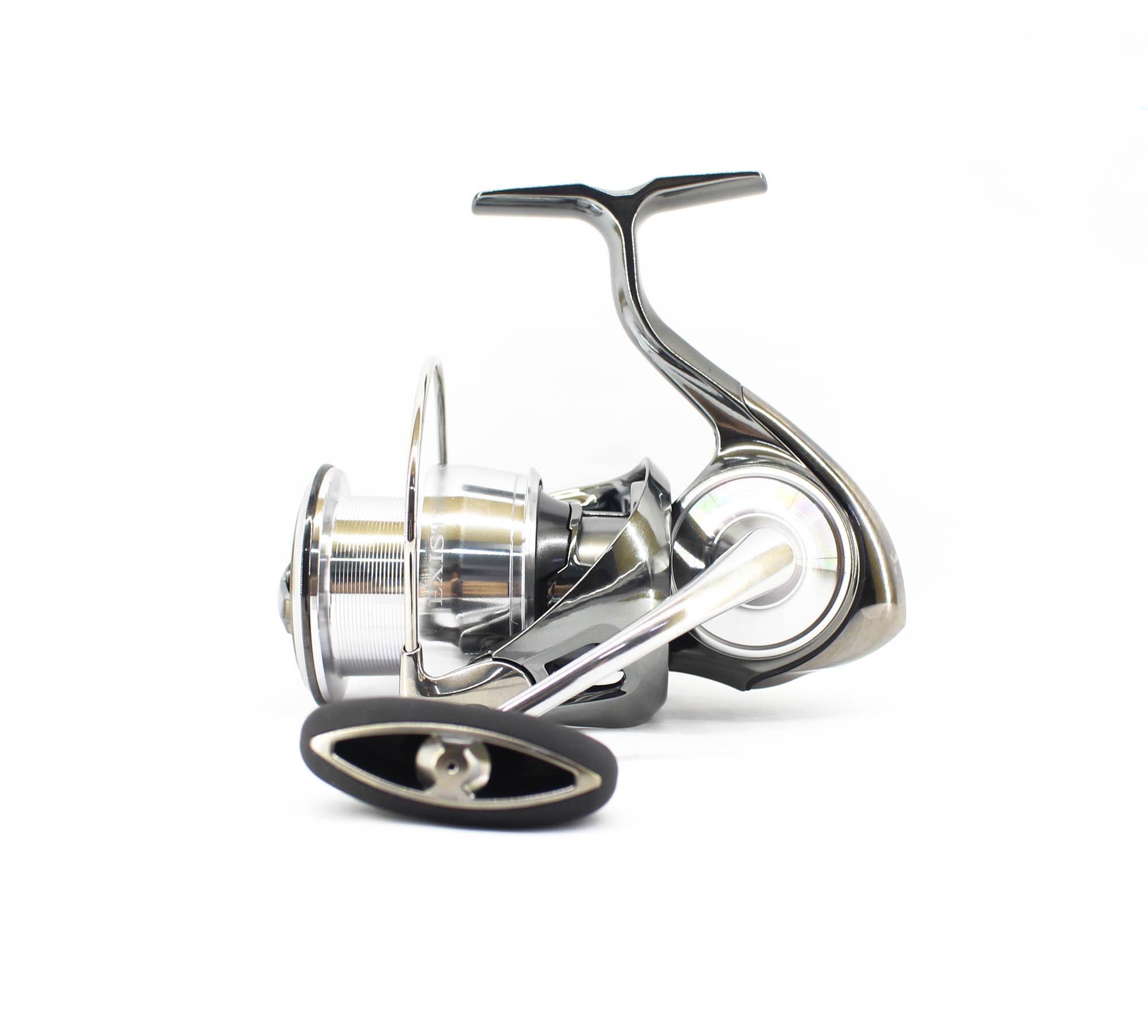 

Катушка Daiwa спиннинговая 22 Exist LT 4000-XH (9508)