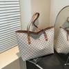 Retro Commuter Large-capacity Tote Bag Women's Fashion Printing Versatile New Personalized Casual Shoulder Bag