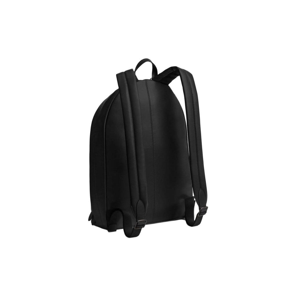 Coach Black Pebbled Leather Classic Backpack With Gunmetal C Logo Hardware For Daily Use