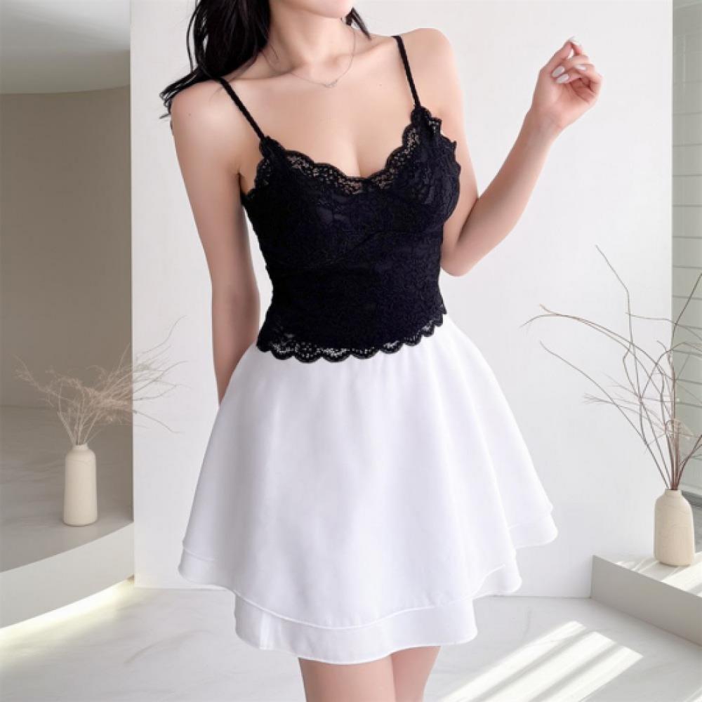 New Arrivals Open Run Women Lovely Lace Heart Neck Pad Insert Sleeveless Top