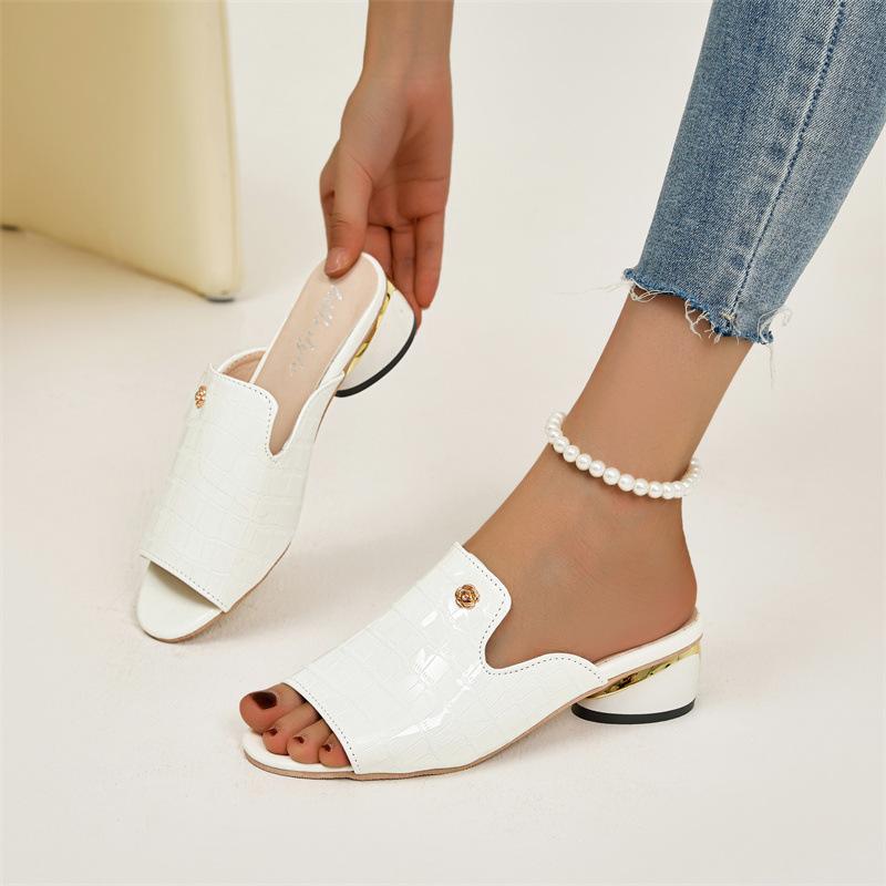 Cool slippers women's medium heel thick heel summer new women's shoes soft leather sandals fashion fish mouth large size women's shoes