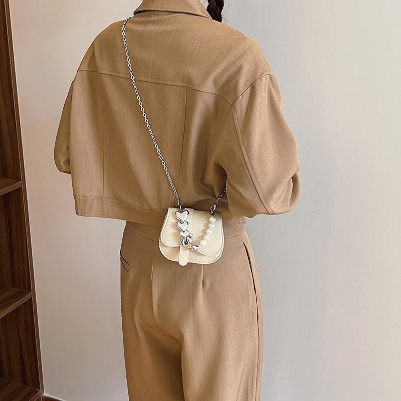 Trendy Mini Handbag 2024 Spring Pu Material Street Fashion Chain Shoulder Crossbody Bag Beaded Heart Stitching Line