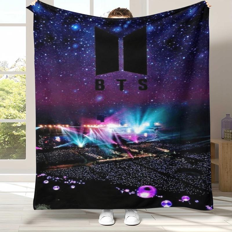 Modische B-BTS Kpop Flanelldecke, Ultraweiche Warme Plüschdecke für Zuhause Schlafzimmer Bett Sofa Abdeckung Büro Camping Picknick Geschenk