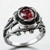Anello Eco-friendly 2025 in Lega di Diamante con Spina di Rosa Rossa – Stile Retro Europeo/Americano per Donne