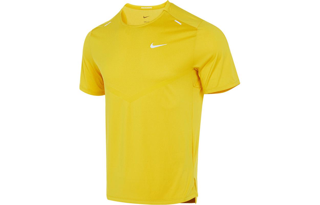 Nike T Shirts Men s Yellow Crew Neck Moderate Straight Fit CZ9185-709 XL