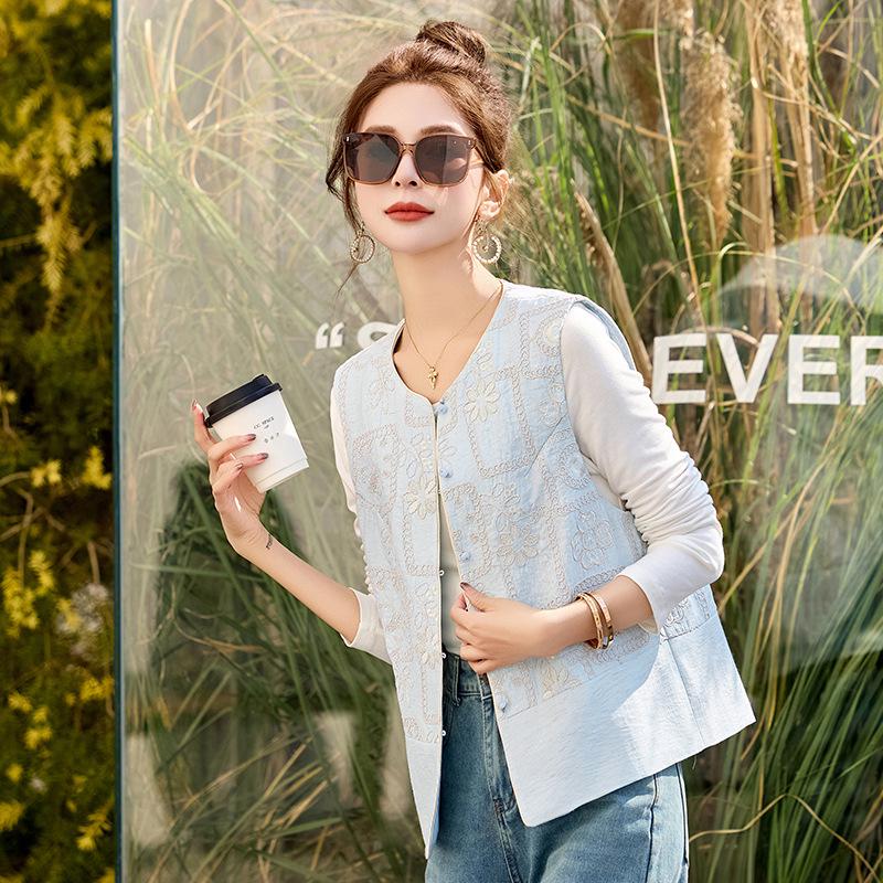 Spring 2025 Women's Embroidered Tang Suit Vest - Chic, Age-Defying Style