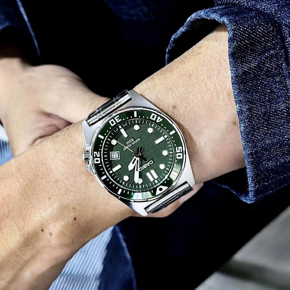 Casio Watch: Silver MTD-135D-3AVDF