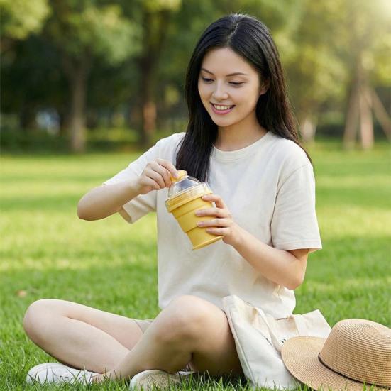 Ice Ball Maker Cup 2-in-1 Collapsible Silicone Ice Hockey Cup with Straw And Lid Foldable Easy Demolding Sphere Ice Cubes for Whiskey Cocktails