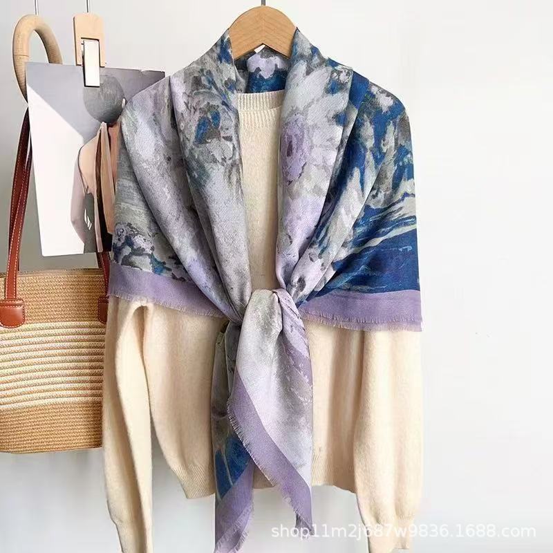 Classic Chain Decor Printed Women S Elegant Versatile Fashion Square Scarf