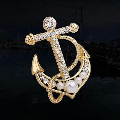 Elegante Kristall Gold Anker Brosche Krawattennadel Accessoire für Herrenanzüge
