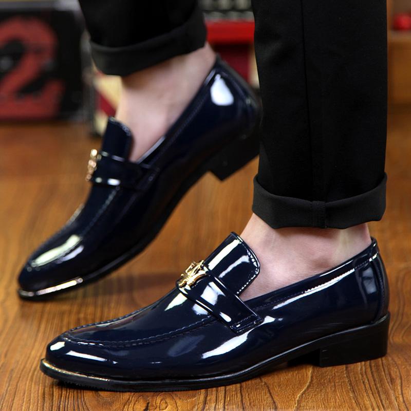 Mode Glitzernde Kleiderschuhe Mann Glänzend Lässige Lackleder Slipper Herren Trendige Slipper Rot Herren Gesellschaftsschuh Mokassins Herren