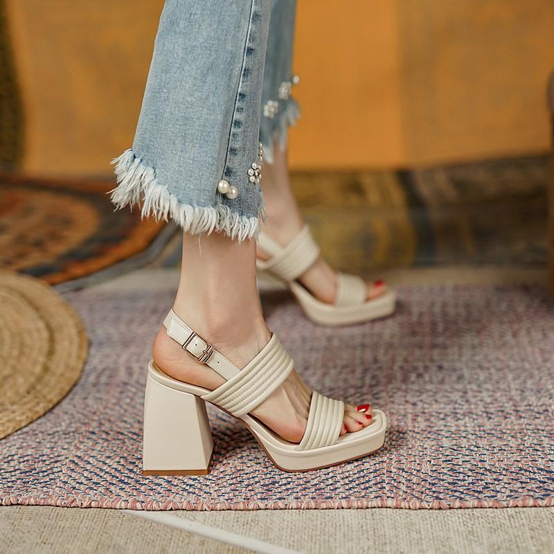2025 new summer versatile soft leather retro word with waterproof table thick heel Roman sandals women's high heel shoes