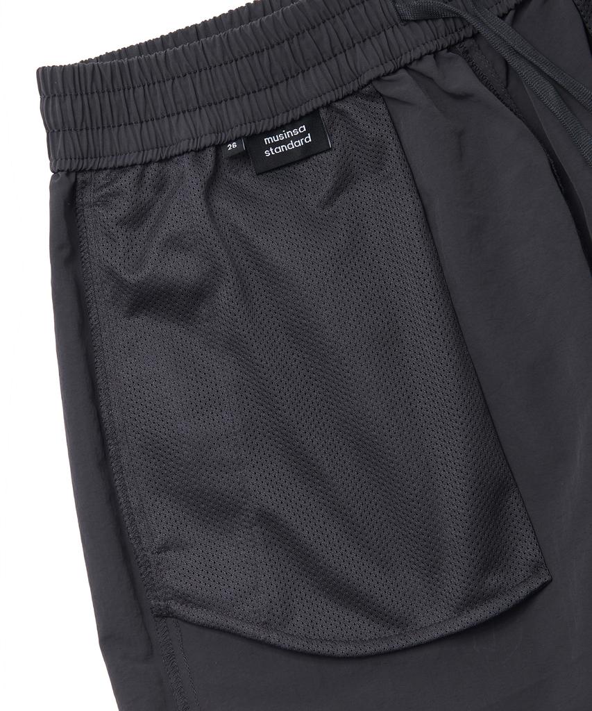 MUSINSA STANDARD WOMAN Women'S Nylon Banding Shorts [Dark Gray]