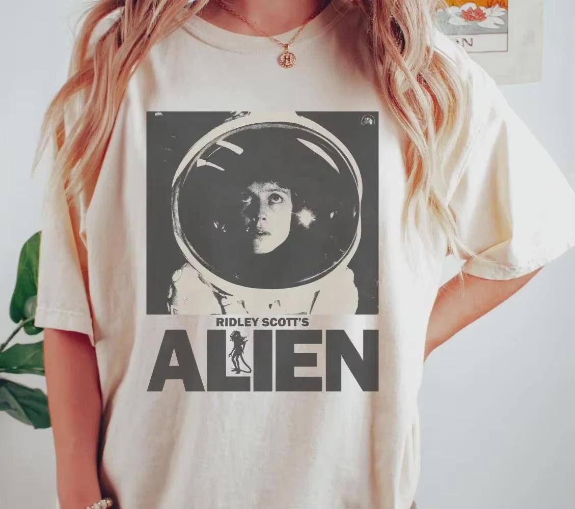 Alien Movie 1979 Shirt Alien Movie Teealien Movie Merch Vintage Horror Shirt Horror Movie Shirt Oversized Unisex Harajuku high quality 4XL