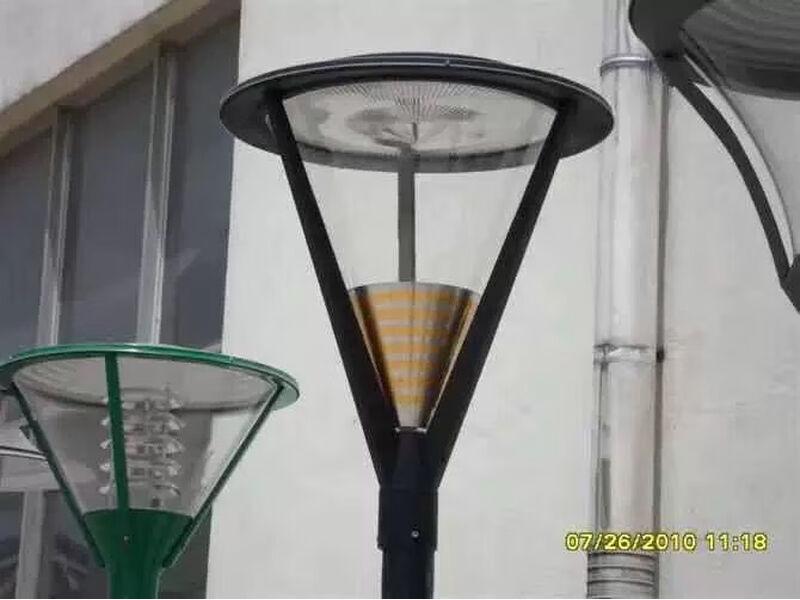 Светодиодный садовый светильник Shixun в виде сосновой шишки