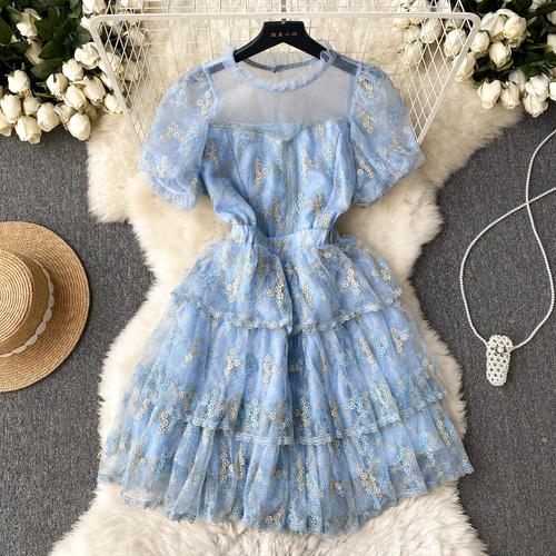 Summer Lace Hook Flower Embroidered Bubble Sleeve Dress for Womenfashion Slim Waist Dress Female A-line Cake Party Retro Dress