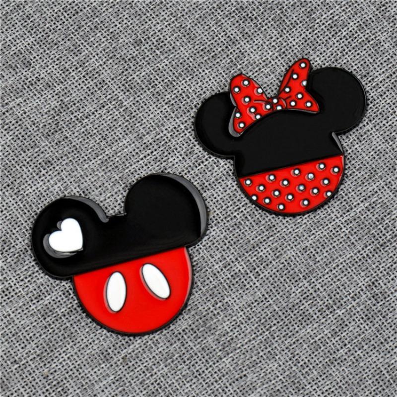 Love Mickey, Minnie Minnie metal car sticker, personalized 3D three-dimensional label, color cartoon mini decorative sticker, side label