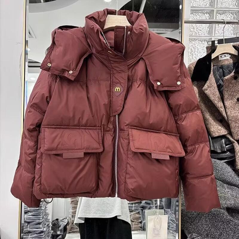 

Женская зимняя пуховая куртка-хлеб свободного кроя с капюшоном 2024 XL вино красного