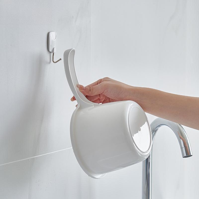 Japanese-style Plastic Water Spoon with Thick Handle, Large-sized Kitchen Water Ladle for Bathing and Showering Water Scooping