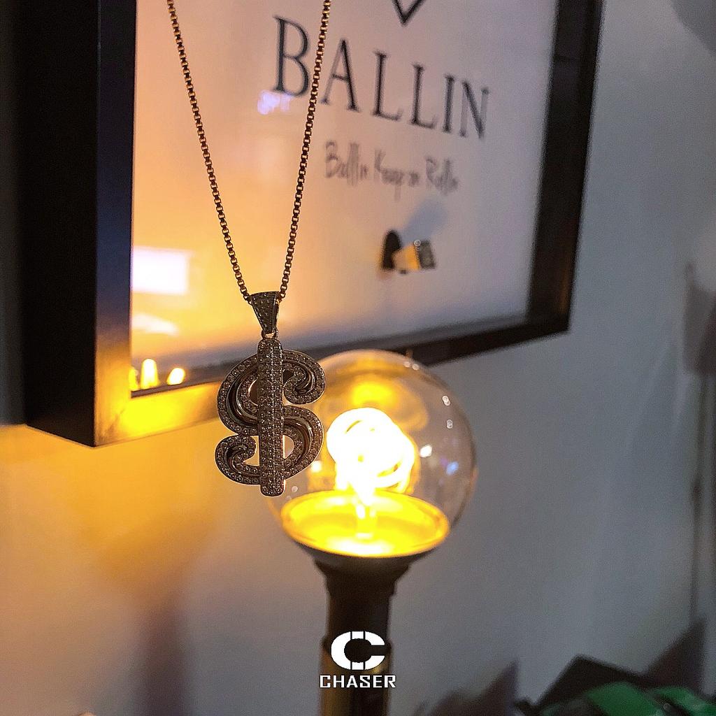 Forchaser Dollar White Pendant