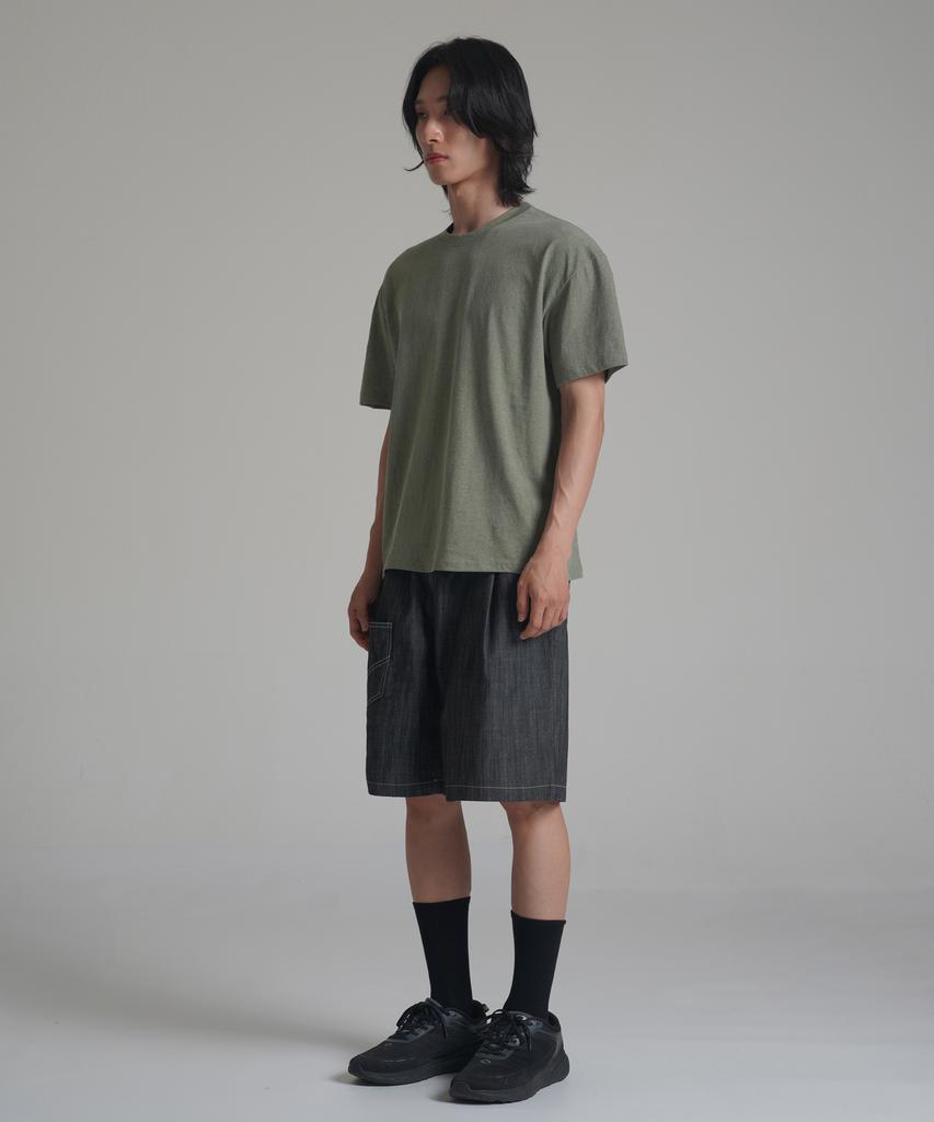 Noming Denim One-Pleat Pocket Wide Bermuda Shorts - Black