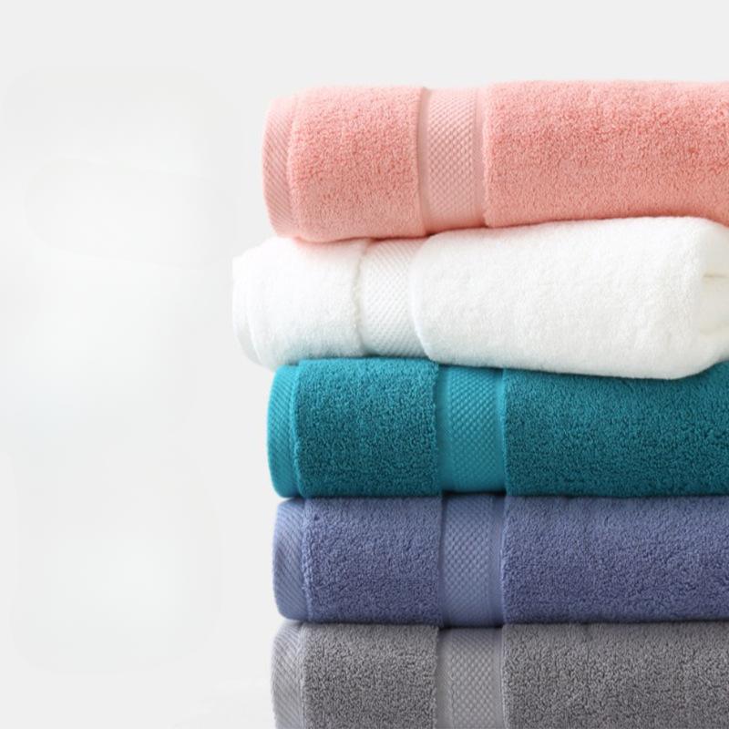 Soft and Comfortable Rectangular Bath Towel - Machine Washable, Suitable for Home, Beach, Hotel