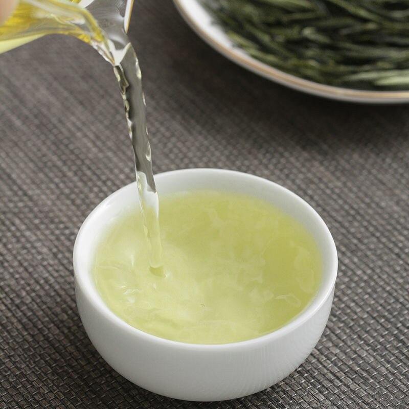 Yunnan Mao Jian Grüner Tee Silver Needle Luzhou Typ loser Tee 250g