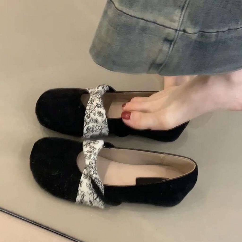 Niche design retro flat-bottomed ballet dance shoes soft-soled flat-heeled shallow mouth word with slippers round head