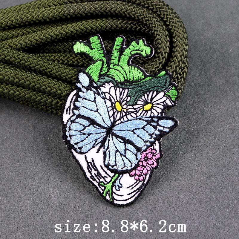 Heart Landscape Patch Iron On Patches For Clothing Wilderness Outdoor Embroidery Patches For Clothes Adventure Patch Stickers